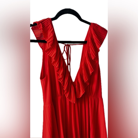 Zara Red Ruffled V-Neck Dress - Picture 1 of 6